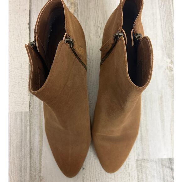 Frye Womens 10 Brown Suede Leather Side Zip Western Heeled Ankle Boots - Picture 3 of 10